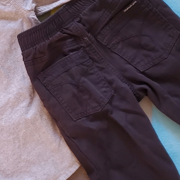 2/$20 4T-Calvin Klein outfit - Picture 3 of 5
